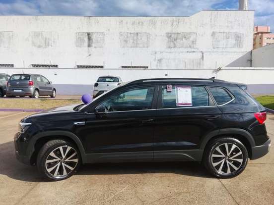 VOLKSWAGEN-TAOS-2025