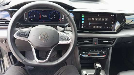 VOLKSWAGEN-TAOS-2025