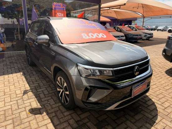 VOLKSWAGEN-TAOS-2025