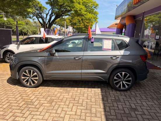VOLKSWAGEN-TAOS-2025