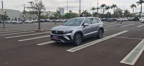 VOLKSWAGEN-TAOS-2025