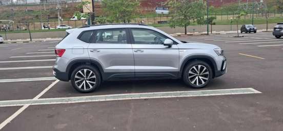VOLKSWAGEN-TAOS-2025