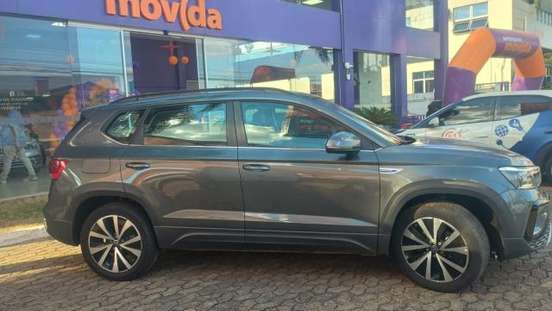 VOLKSWAGEN-TAOS-2025