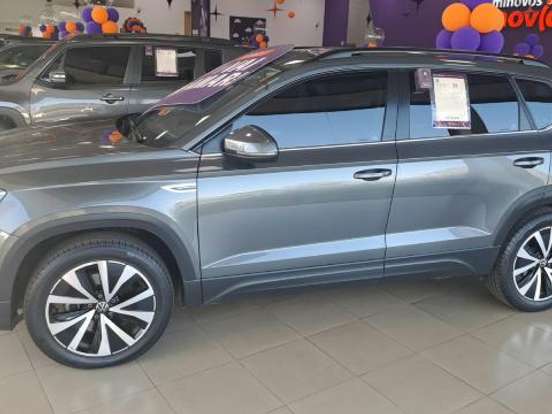 VOLKSWAGEN-TAOS-1.4 250 TSI TOTAL FLEX COMFORTLINE AUTOMÁTICO VOLKSWAGEN-TAOS-2025