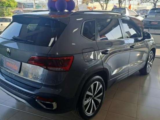 VOLKSWAGEN-TAOS-1.4 250 TSI TOTAL FLEX COMFORTLINE AUTOMÁTICO VOLKSWAGEN-TAOS-2025