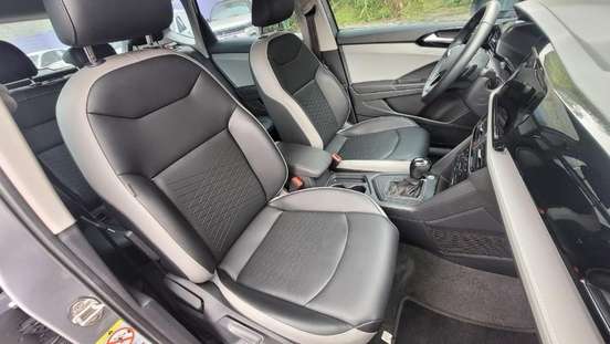 VOLKSWAGEN-TAOS-2025