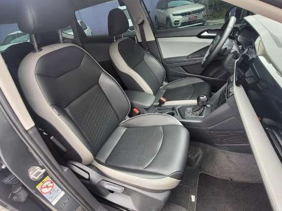 VOLKSWAGEN-TAOS-1.4 250 TSI TOTAL FLEX COMFORTLINE AUTOMÁTICO VOLKSWAGEN-TAOS-2025
