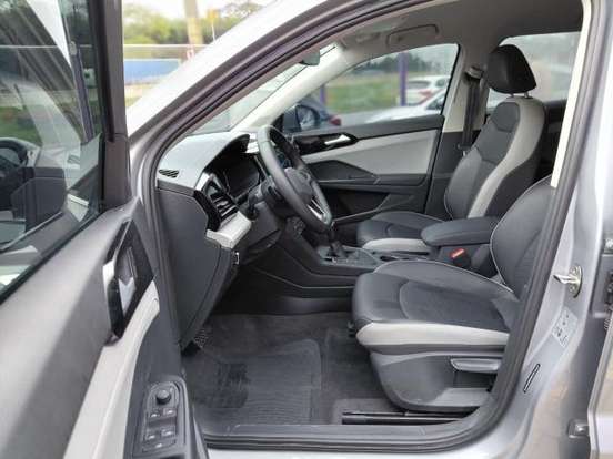 VOLKSWAGEN-TAOS-1.4 250 TSI TOTAL FLEX COMFORTLINE AUTOMÁTICO VOLKSWAGEN-TAOS-2025