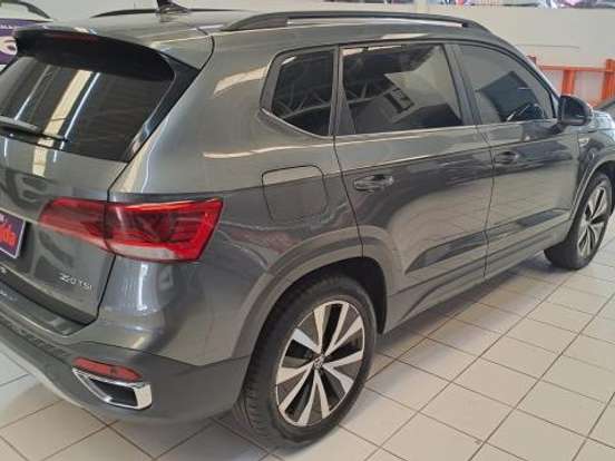 VOLKSWAGEN-TAOS-1.4 250 TSI TOTAL FLEX COMFORTLINE AUTOMÁTICO VOLKSWAGEN-TAOS-2024