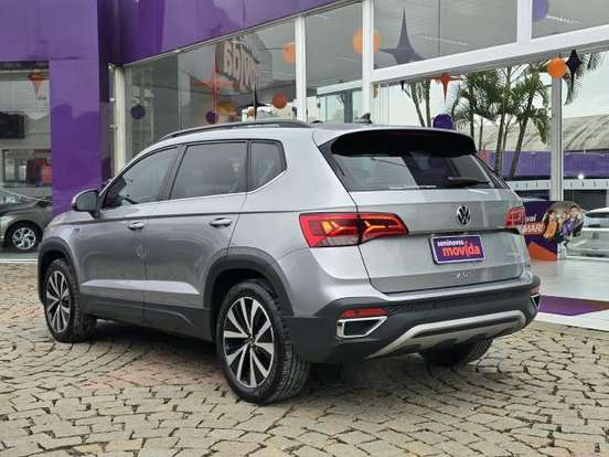 VOLKSWAGEN-TAOS-2025
