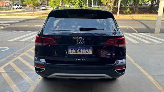 VOLKSWAGEN-TAOS-2025