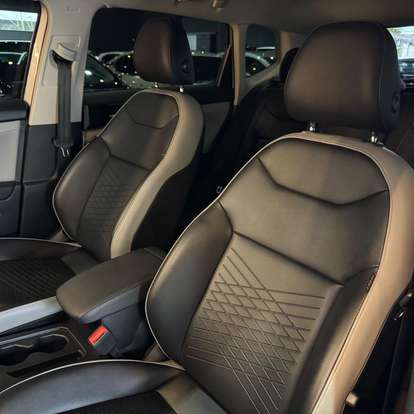 VOLKSWAGEN-TAOS-2022