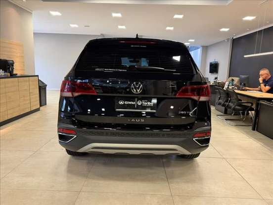 VOLKSWAGEN-TAOS-2024