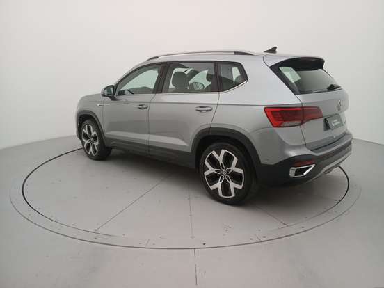 VOLKSWAGEN-TAOS-1.4 250 TSI TOTAL FLEX HIGHLINE AUTOMÁTICO VOLKSWAGEN-TAOS-2024
