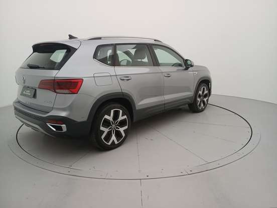 VOLKSWAGEN-TAOS-1.4 250 TSI TOTAL FLEX HIGHLINE AUTOMÁTICO VOLKSWAGEN-TAOS-2024