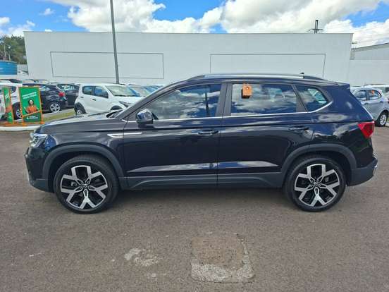 VOLKSWAGEN-TAOS-2024