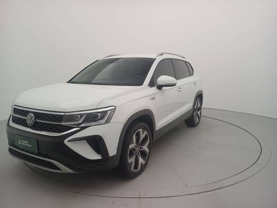 VOLKSWAGEN TAOS 1.4 250 TSI TOTAL FLEX HIGHLINE AUTOMÁTICO