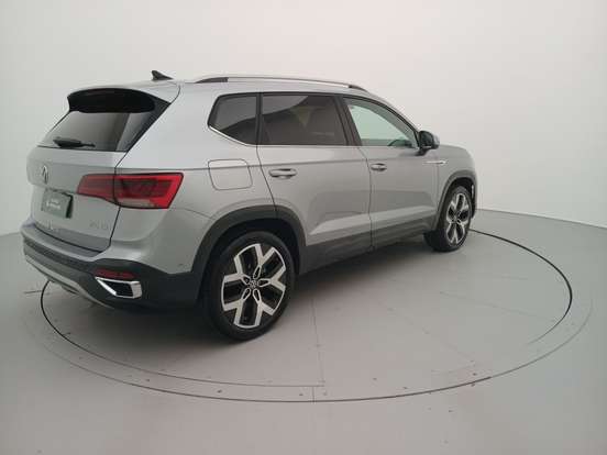 VOLKSWAGEN-TAOS-1.4 250 TSI TOTAL FLEX HIGHLINE AUTOMÁTICO VOLKSWAGEN-TAOS-2024