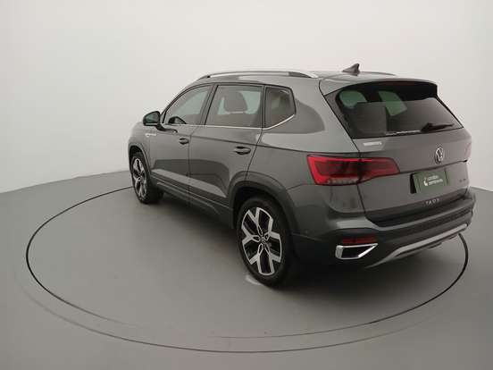 VOLKSWAGEN-TAOS-2024