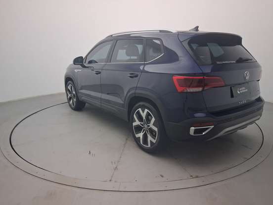 VOLKSWAGEN-TAOS-1.4 250 TSI TOTAL FLEX HIGHLINE AUTOMÁTICO VOLKSWAGEN-TAOS-2024