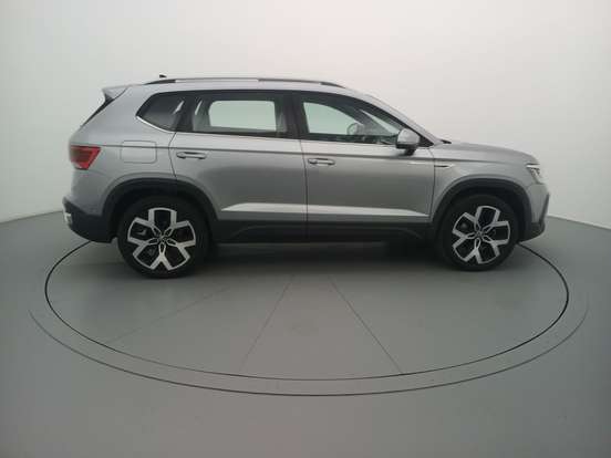 VOLKSWAGEN-TAOS-2024