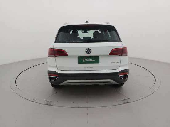VOLKSWAGEN-TAOS-2024