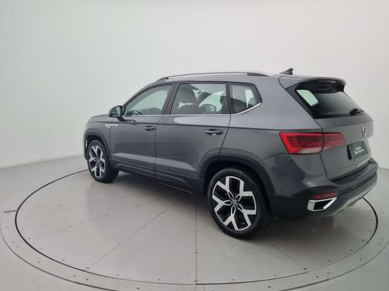 VOLKSWAGEN-TAOS-1.4 250 TSI TOTAL FLEX HIGHLINE AUTOMÁTICO VOLKSWAGEN-TAOS-2024