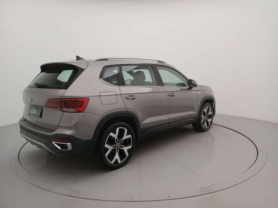 VOLKSWAGEN-TAOS-1.4 250 TSI TOTAL FLEX HIGHLINE AUTOMÁTICO VOLKSWAGEN-TAOS-2024