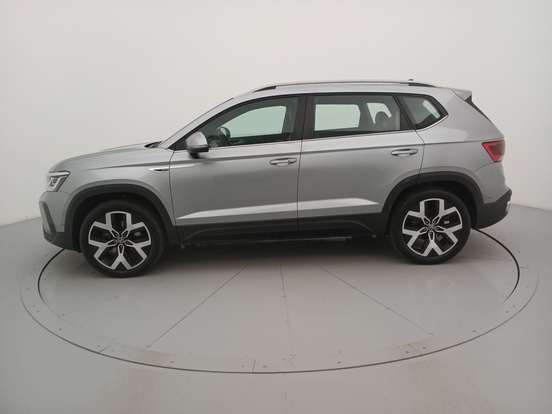 VOLKSWAGEN-TAOS-2024