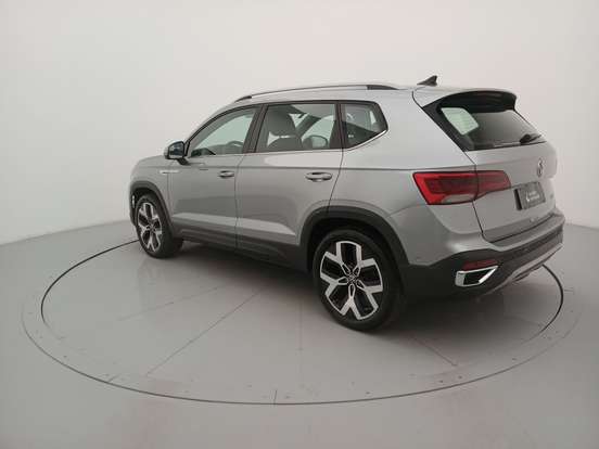 VOLKSWAGEN-TAOS-1.4 250 TSI TOTAL FLEX HIGHLINE AUTOMÁTICO VOLKSWAGEN-TAOS-2024