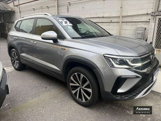 VOLKSWAGEN-TAOS-2021