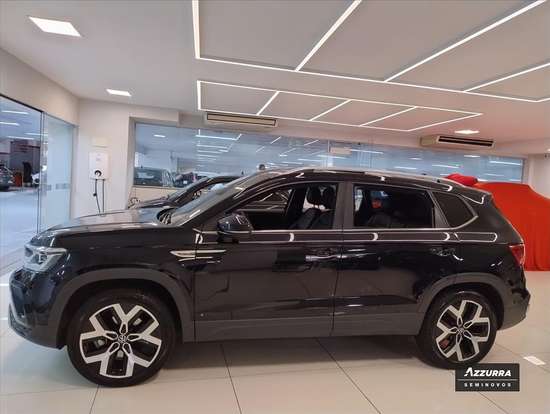 VOLKSWAGEN-TAOS-2024