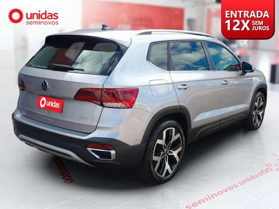 VOLKSWAGEN-TAOS-2025