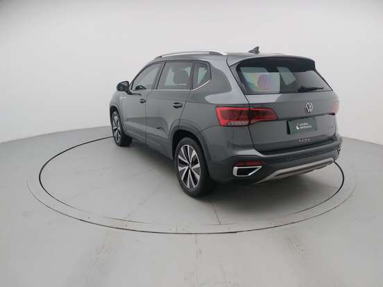 VOLKSWAGEN-TAOS-2023