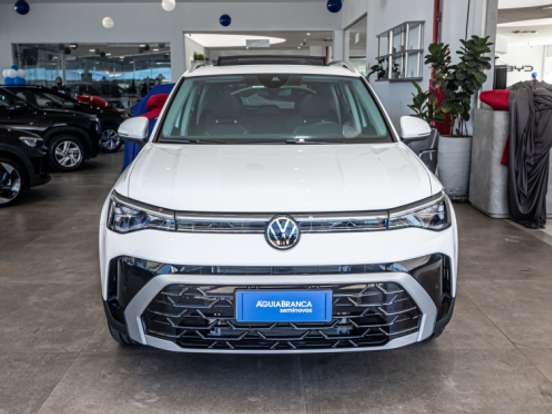 VOLKSWAGEN-TAOS-1.4 250 TSI TOTAL FLEX HIGHLINE AUTOMÁTICO VOLKSWAGEN-TAOS-2025