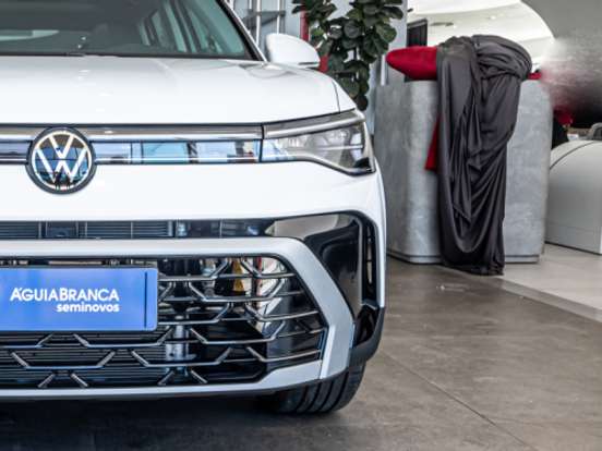 VOLKSWAGEN-TAOS-1.4 250 TSI TOTAL FLEX HIGHLINE AUTOMÁTICO VOLKSWAGEN-TAOS-2025