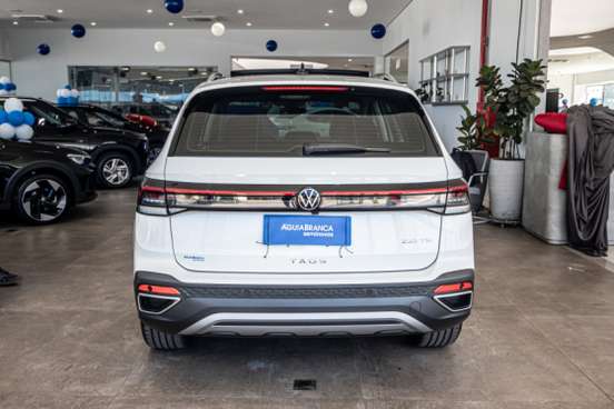 VOLKSWAGEN-TAOS-2025