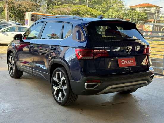 VOLKSWAGEN-TAOS-1.4 250 TSI TOTAL FLEX HIGHLINE AUTOMÁTICO VOLKSWAGEN-TAOS-2024