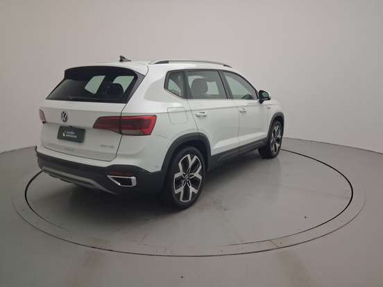 VOLKSWAGEN-TAOS-1.4 250 TSI TOTAL FLEX HIGHLINE AUTOMÁTICO VOLKSWAGEN-TAOS-2024