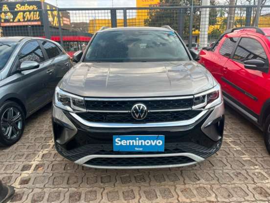 VOLKSWAGEN-TAOS-2023
