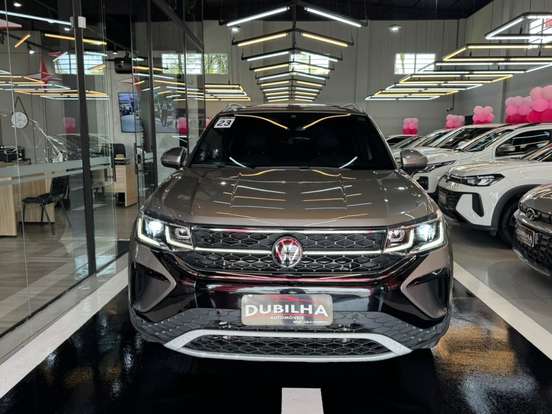 VOLKSWAGEN-TAOS-2023