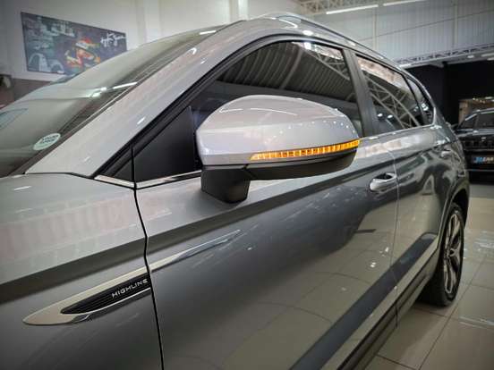 VOLKSWAGEN-TAOS-1.4 250 TSI TOTAL FLEX HIGHLINE AUTOMÁTICO VOLKSWAGEN-TAOS-2025