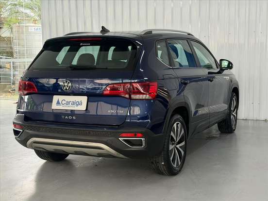 VOLKSWAGEN-TAOS-2022