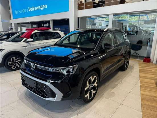 VOLKSWAGEN-TAOS-2026