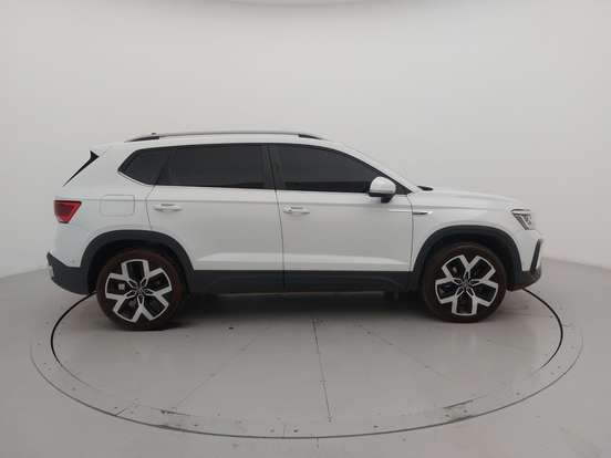 VOLKSWAGEN-TAOS-1.4 250 TSI TOTAL FLEX HIGHLINE AUTOMÁTICO VOLKSWAGEN-TAOS-2024