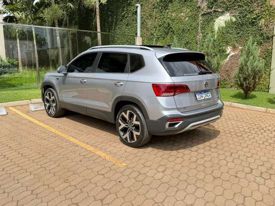 VOLKSWAGEN-TAOS-1.4 250 TSI TOTAL FLEX HIGHLINE AUTOMÁTICO VOLKSWAGEN-TAOS-2023