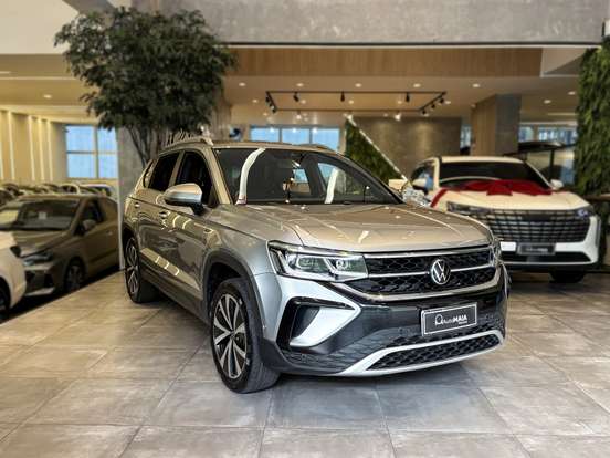 VOLKSWAGEN-TAOS-2023