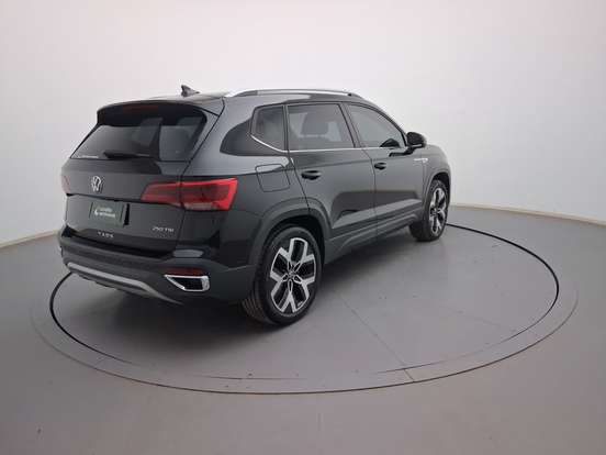 VOLKSWAGEN-TAOS-2024