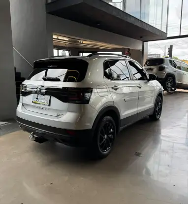 VOLKSWAGEN-T-CROSS-1.0 200 TSI TOTAL FLEX AUTOMÁTICO VOLKSWAGEN-T-CROSS-2019