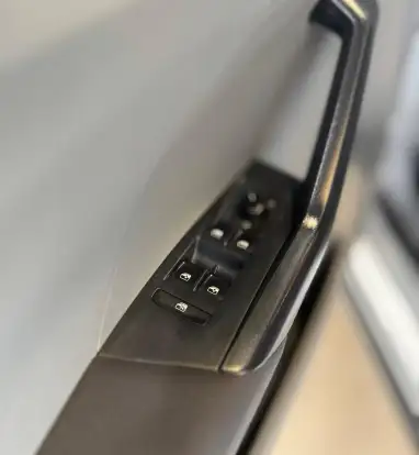 VOLKSWAGEN-T-CROSS-2019